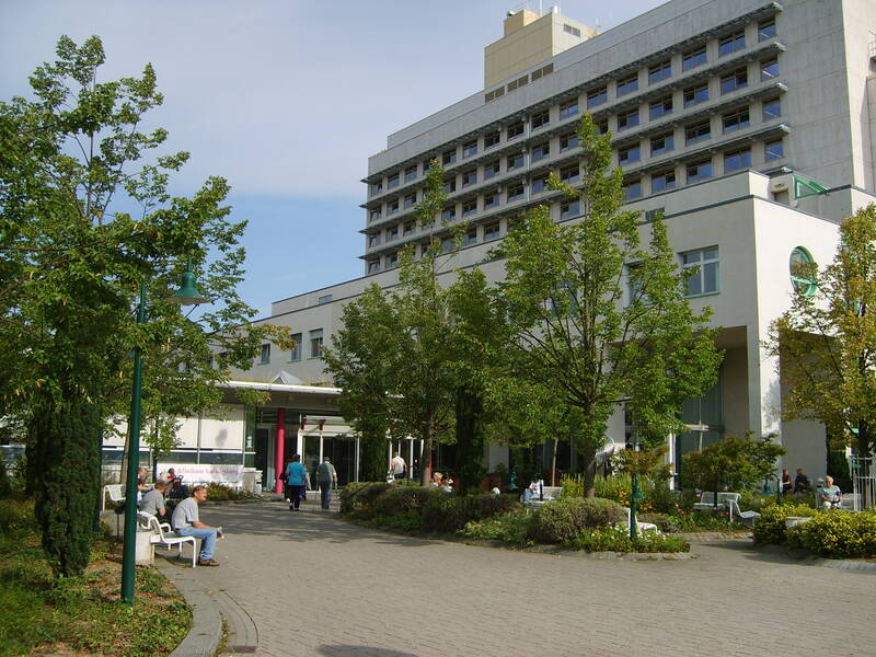 Referenz Klinikum Ludwigsburg Fassadenanlage Gebäudeansicht